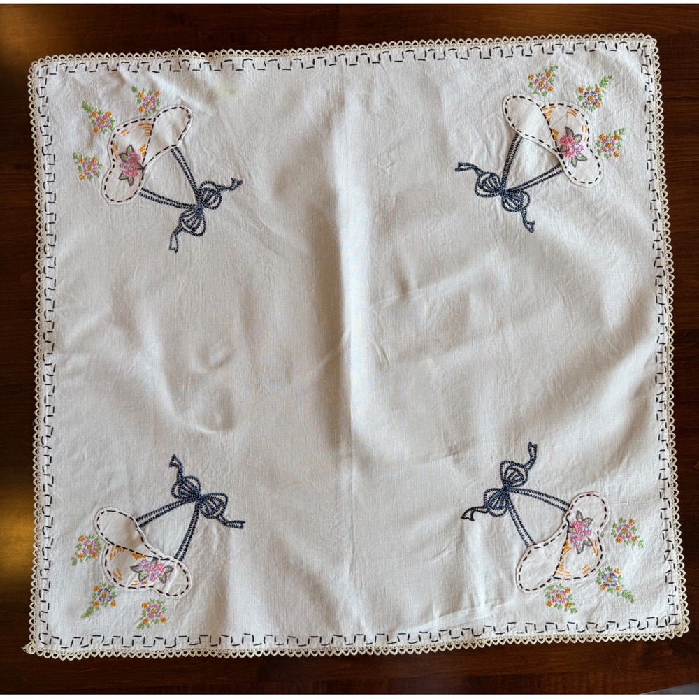 Vintage Embroidered Southern Belle Hat Floral Linen Tablecloth Crochet Trim
